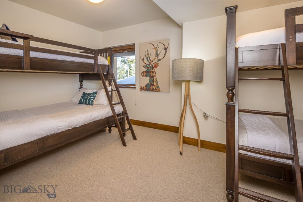 18 Claim Jumper Road