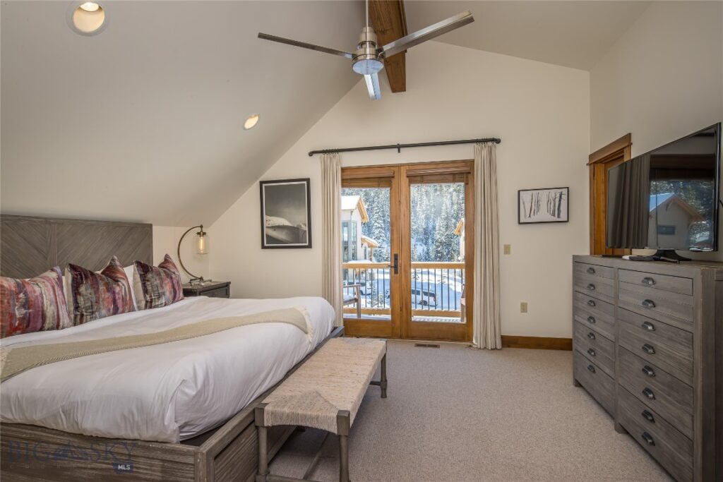 18 Claim Jumper Road