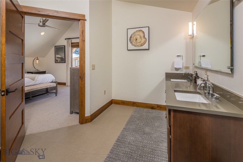 18 Claim Jumper Road