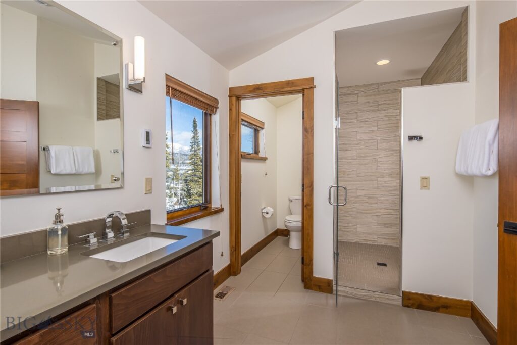 18 Claim Jumper Road