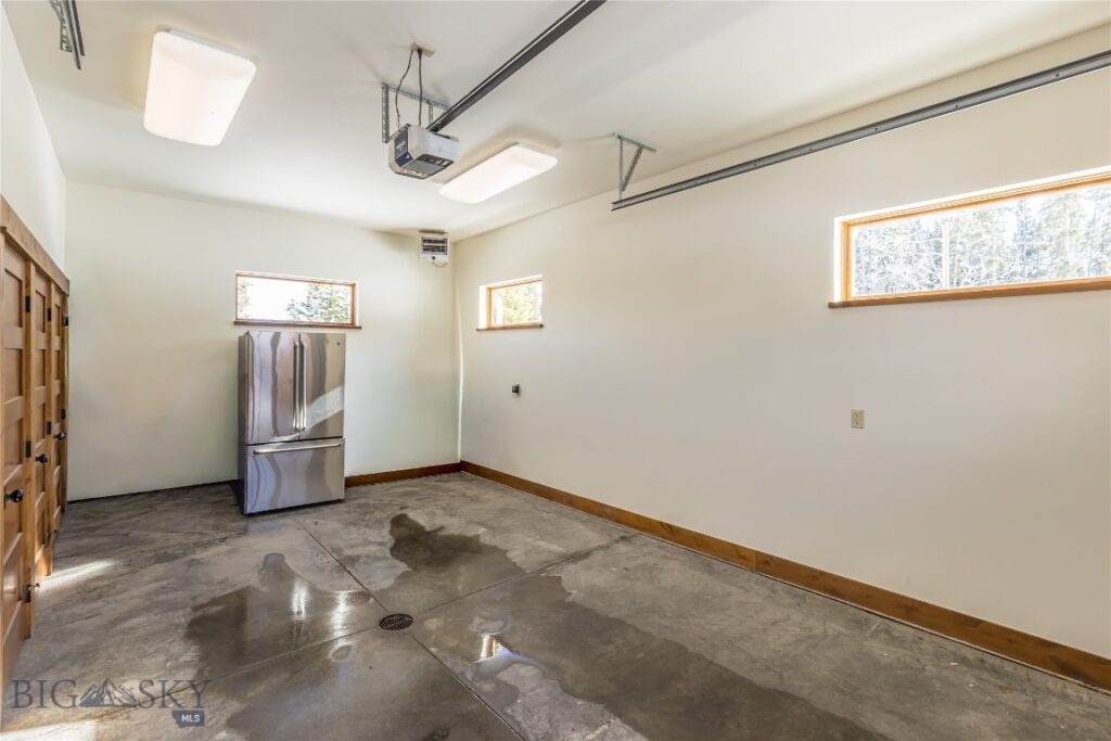 18 Claim Jumper Road