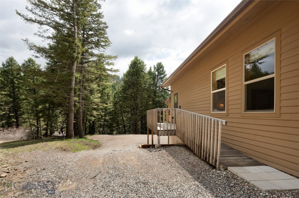 189 Quinn Creek Road