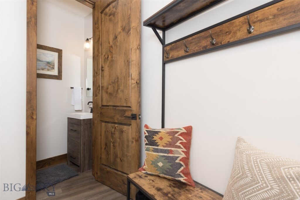 Big Sky MT 59716 - 23