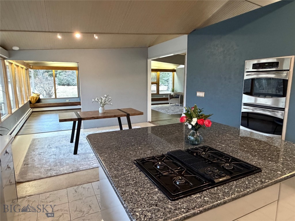 1918 Spring Creek Drive