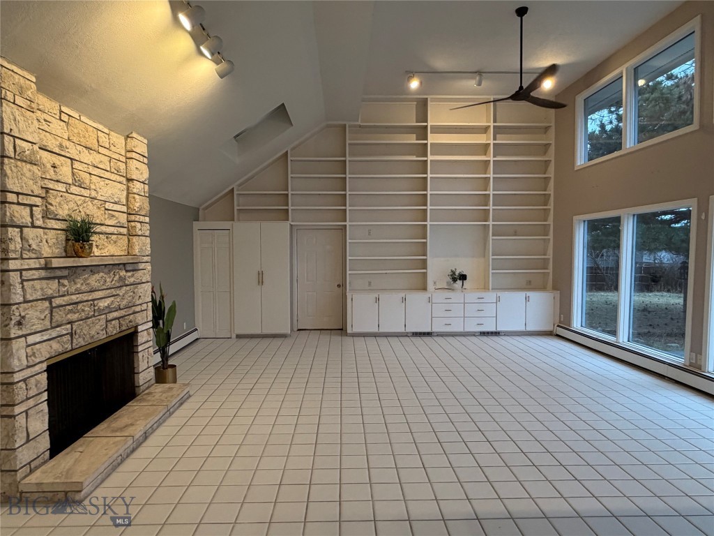 1918 Spring Creek Drive