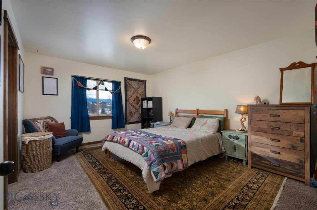 1935 Southbridge Drive