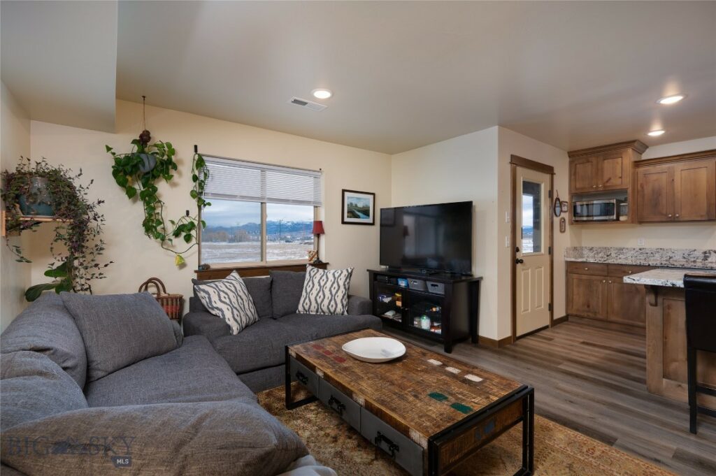 1935 Southbridge Drive