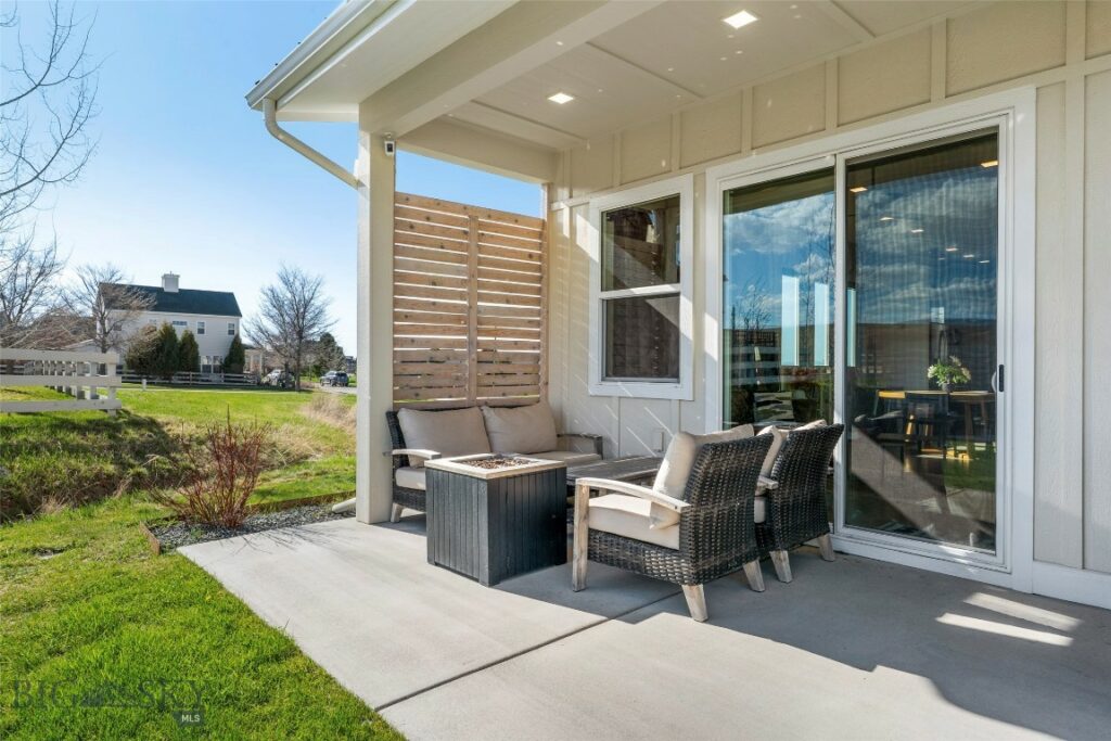 1952 Little Cottage Lane