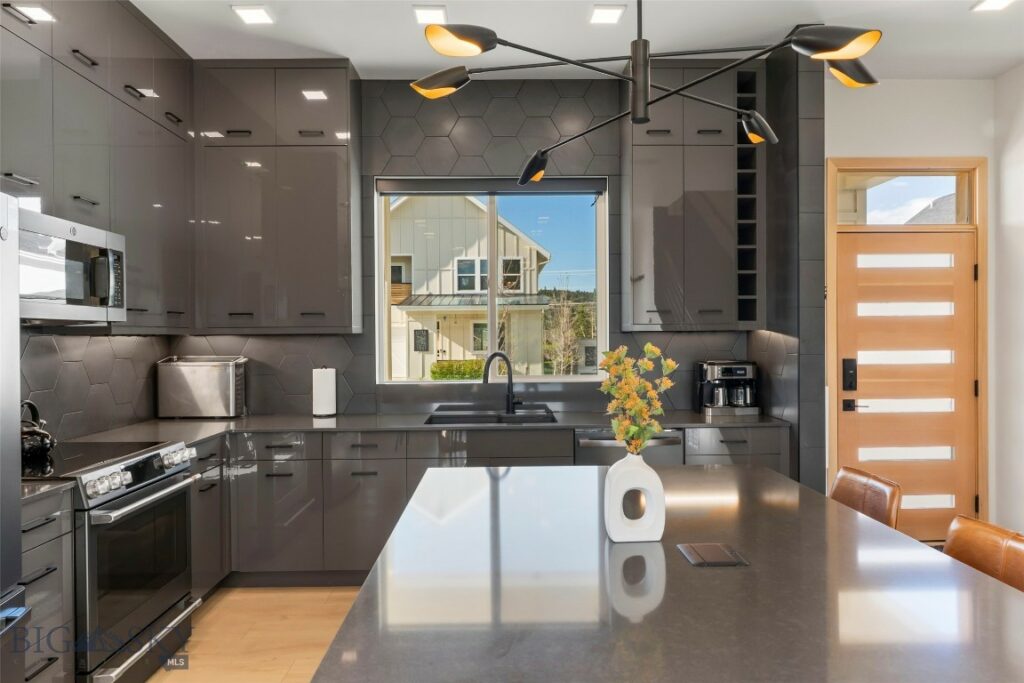 Bozeman MT 59715 - 15