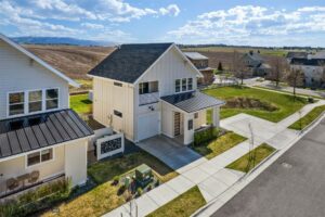 1952 Little Cottage Lane, Bozeman MT 59715