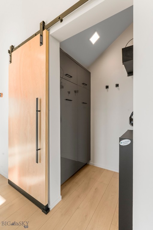 1952 Little Cottage Lane