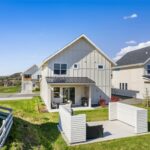 1952 Little Cottage Lane