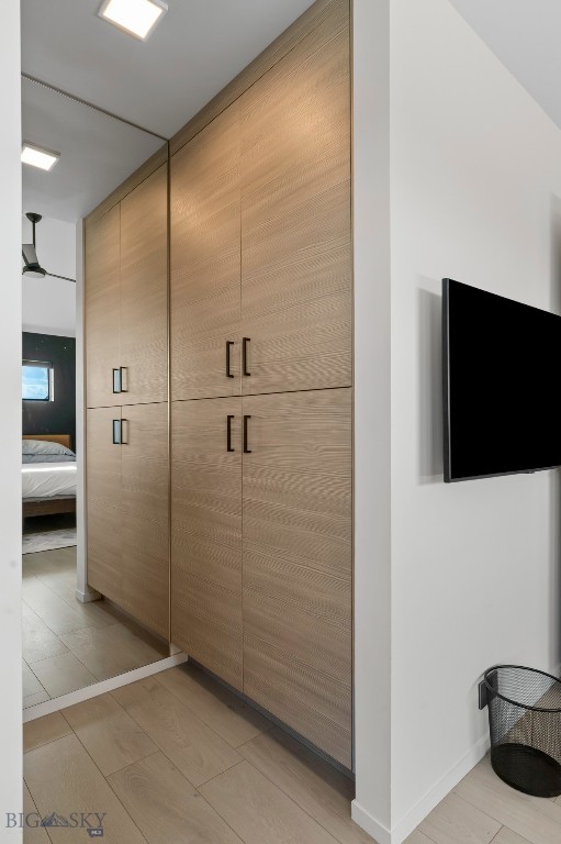 1952 Little Cottage Lane