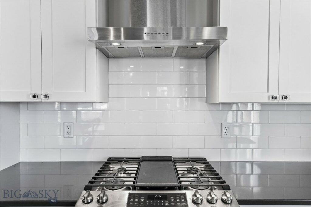 196 Arrow Peak Court