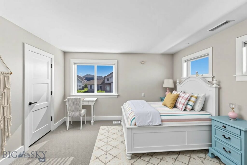 196 Arrow Peak Court