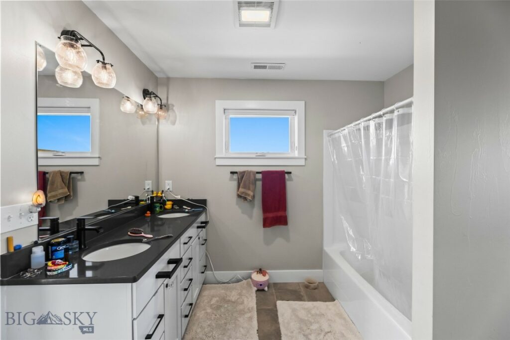 196 Arrow Peak Court