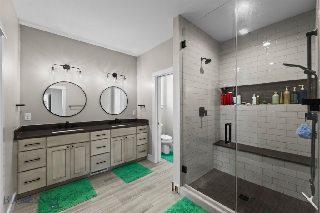 196 Arrow Peak Court