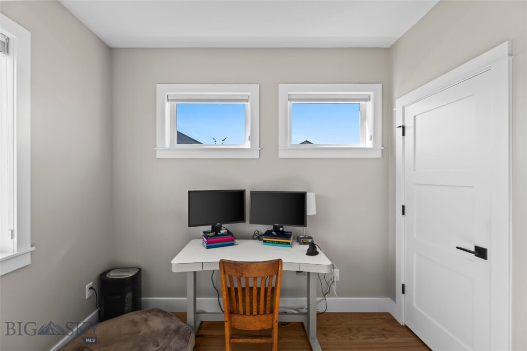 196 Arrow Peak Court