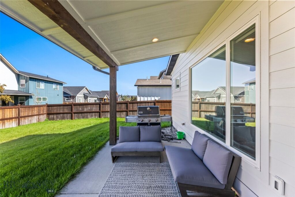 196 Arrow Peak Court