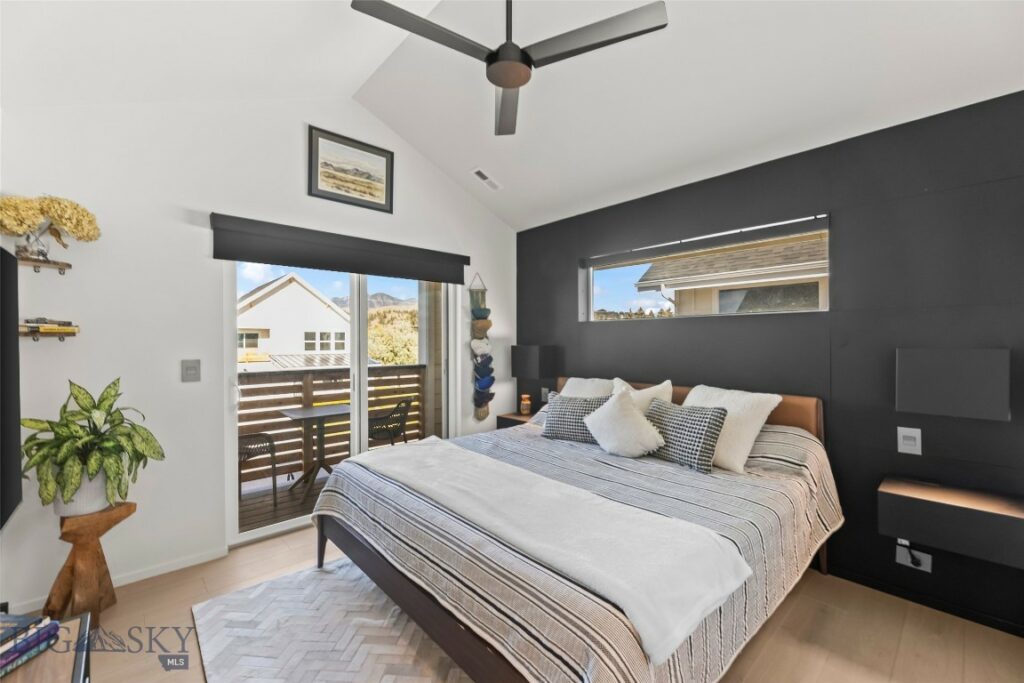 1964 Little Cottage Lane