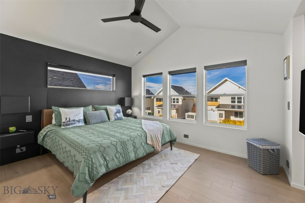 1964 Little Cottage Lane