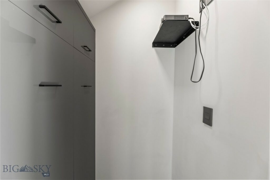 Bozeman MT 59715 - 17