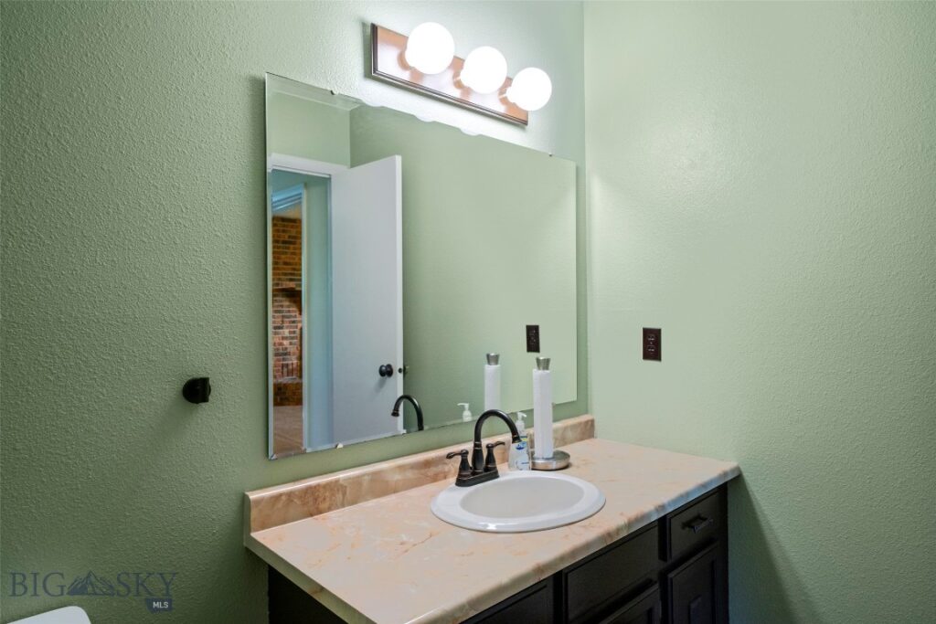 Bozeman MT 59715 - 18