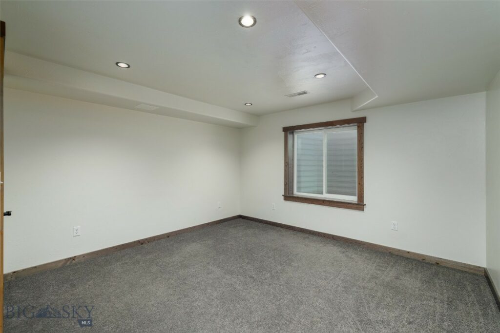 Bozeman MT 59718 - 18