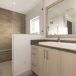 201 & 201 1/2 N Black Avenue