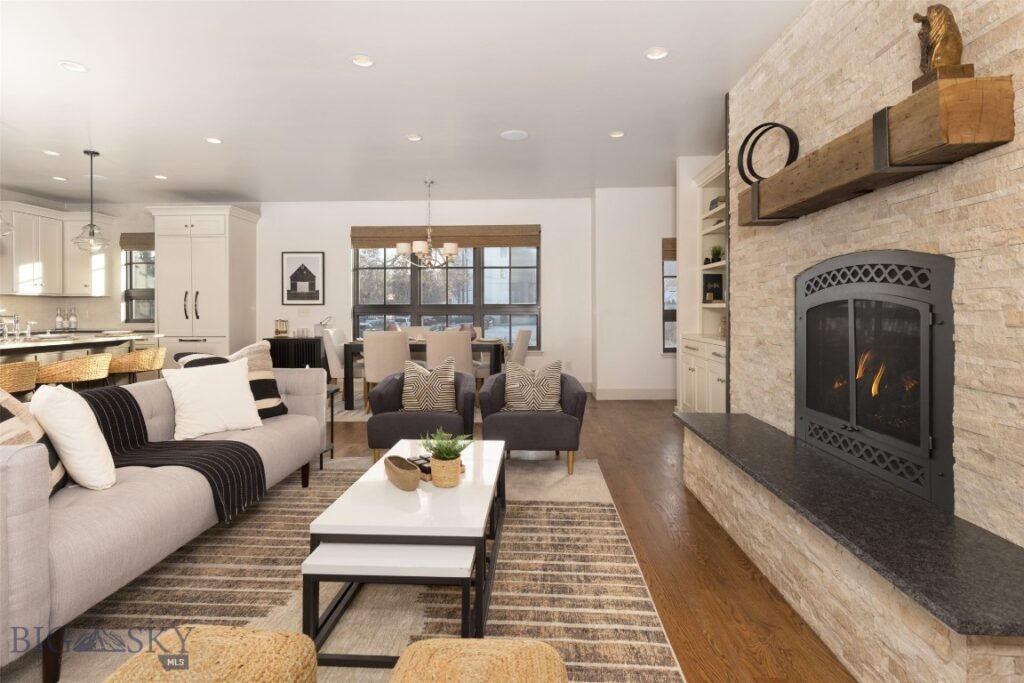 201 & 201 1/2 N Black Avenue