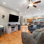 201 E Magnolia Drive