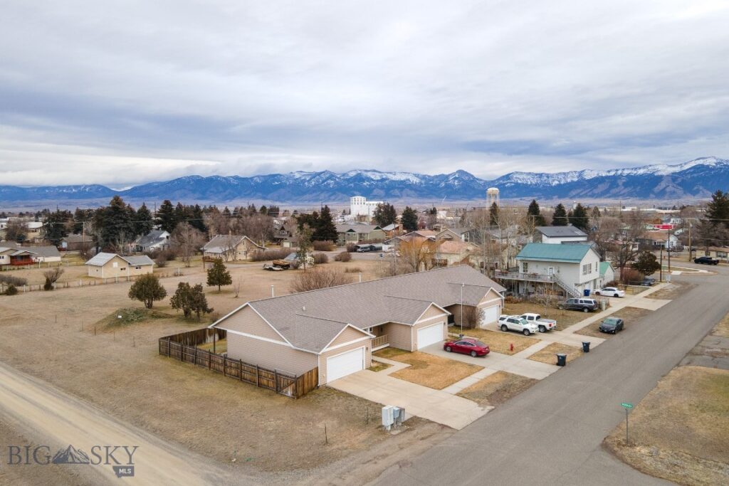 201 E Cascade Avenue