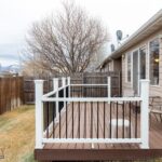 201 E Cascade Avenue