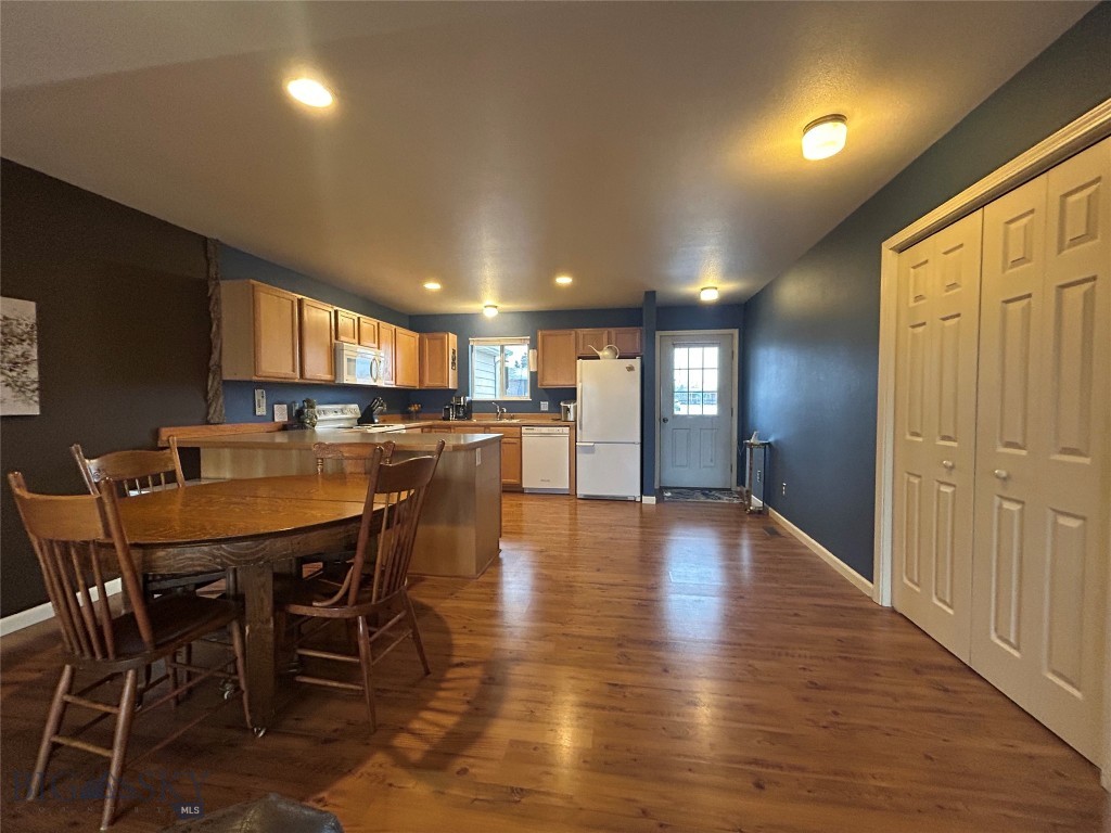 Belgrade MT 59714 - 4