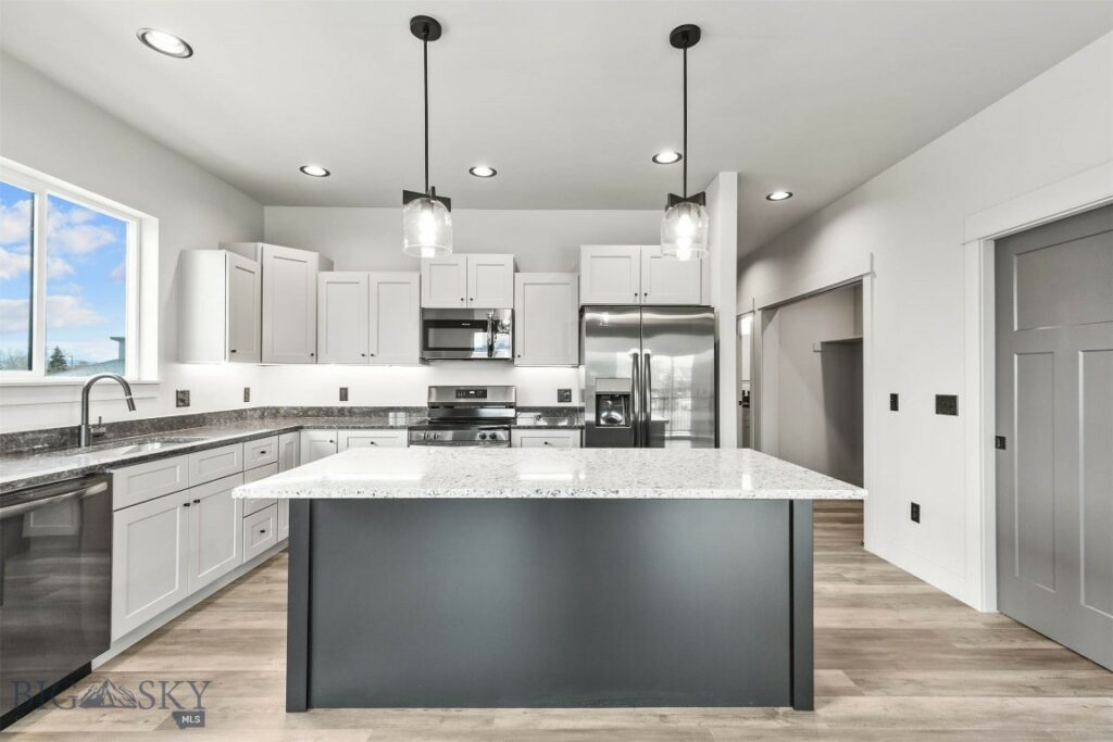 202 and 204 Fletching