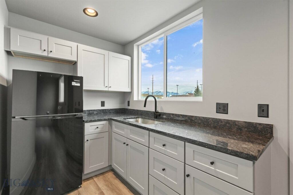 202 and 204 Fletching