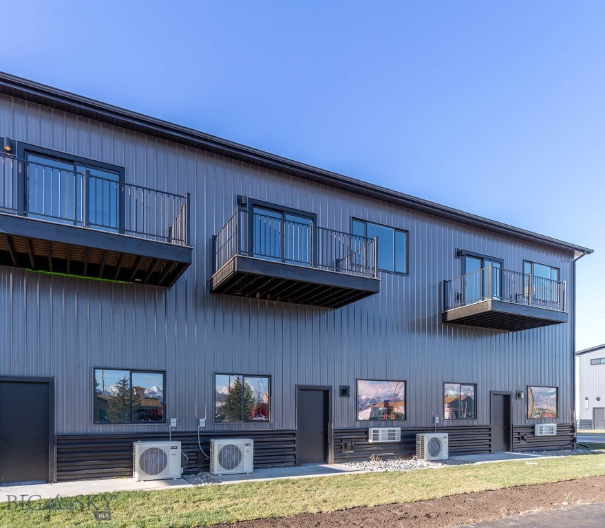 202 and 204 Fletching