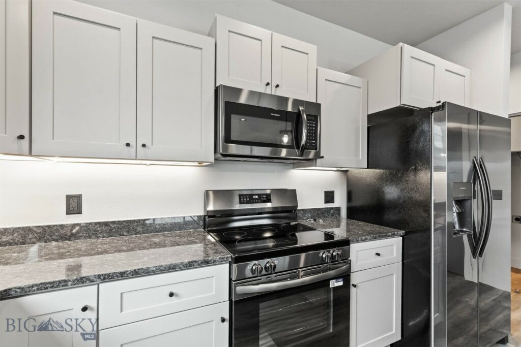 202 Fletching Unit B