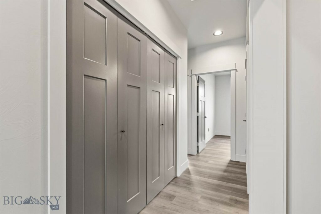 202 Fletching Unit B