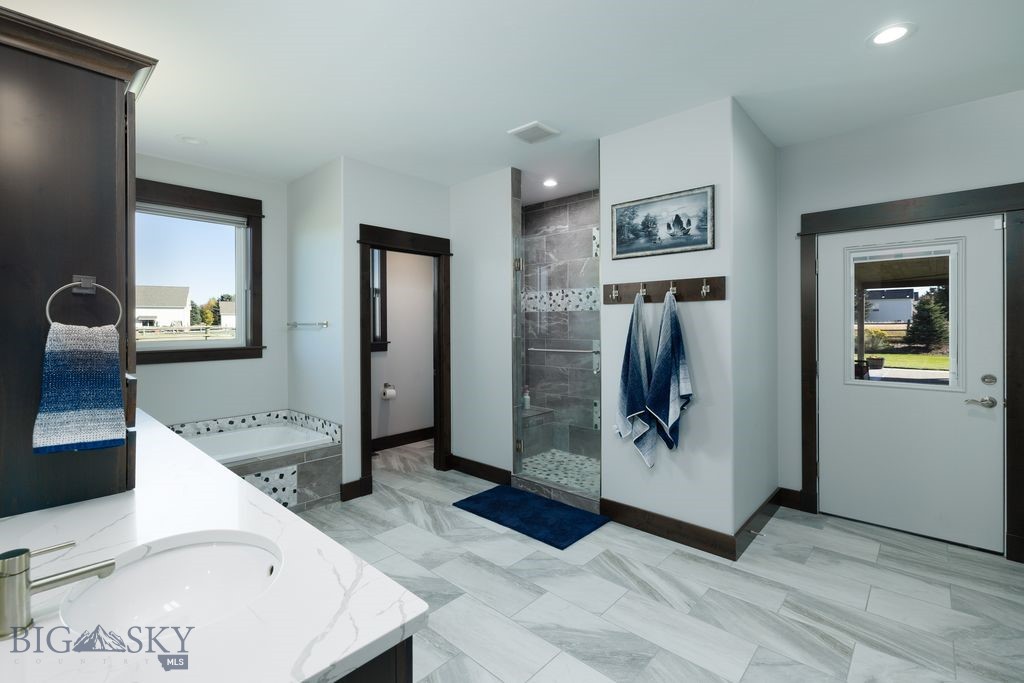 2030 and 2032 Love Lane