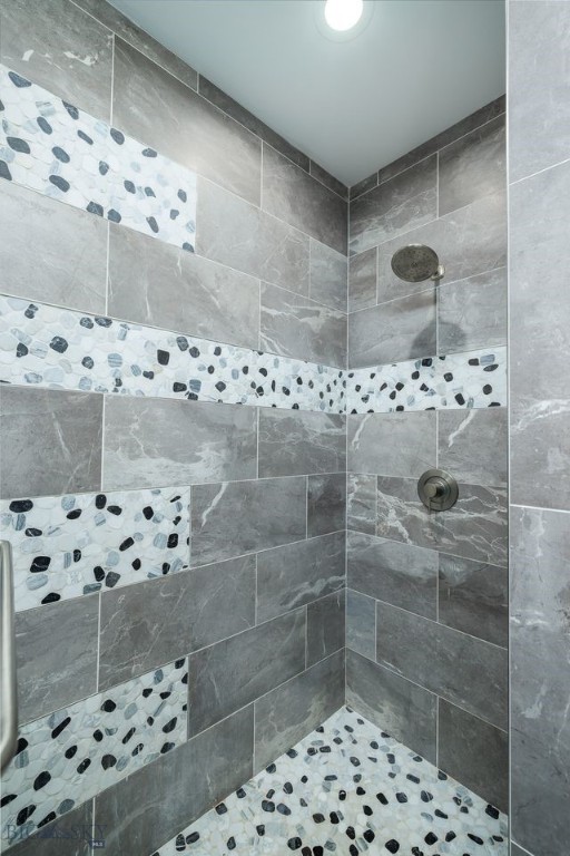 2030 and 2032 Love Lane