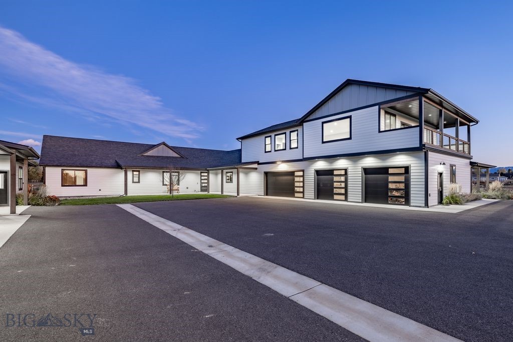 2030 and 2032 Love Lane