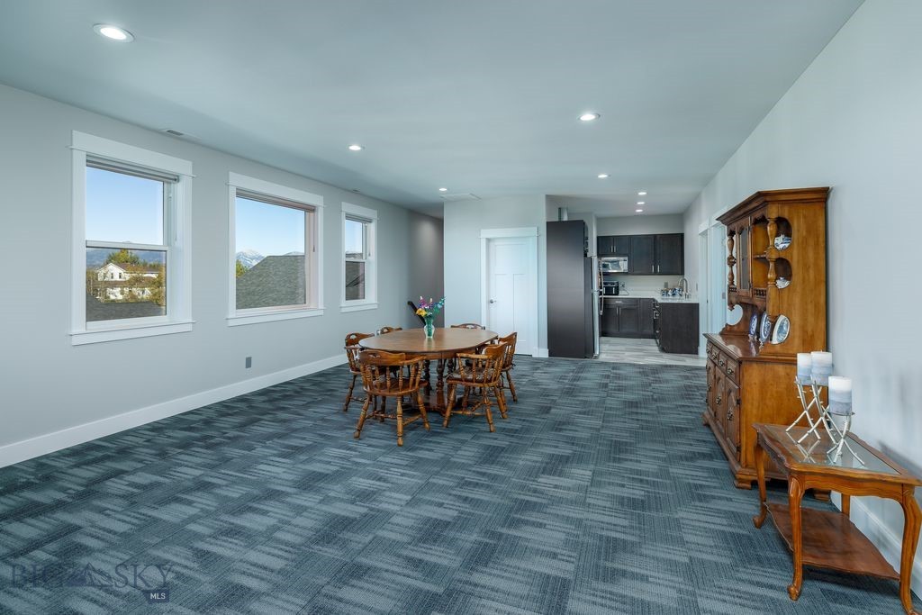 2030 and 2032 Love Lane