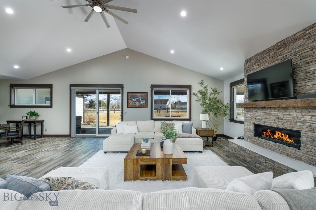 2030 and 2032 Love Lane