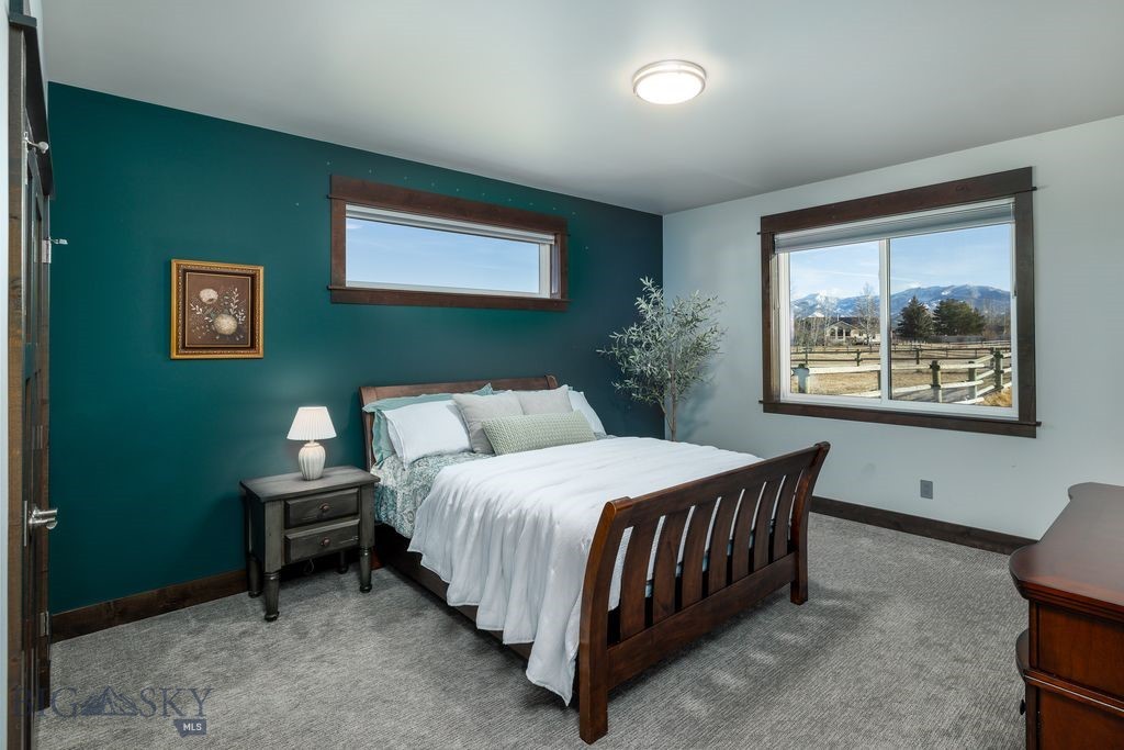 2030 and 2032 Love Lane