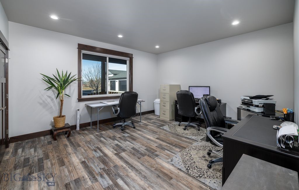 2030 and 2032 Love Lane