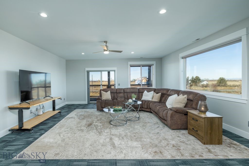 2030 and 2032 Love Lane