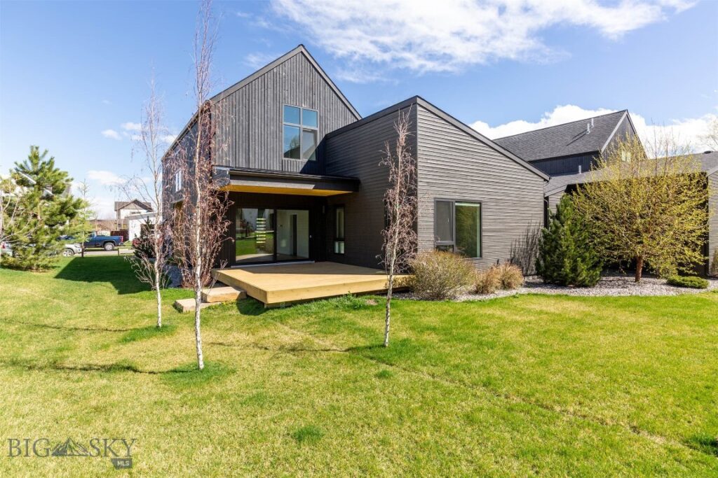 2040 Lance Drive #3