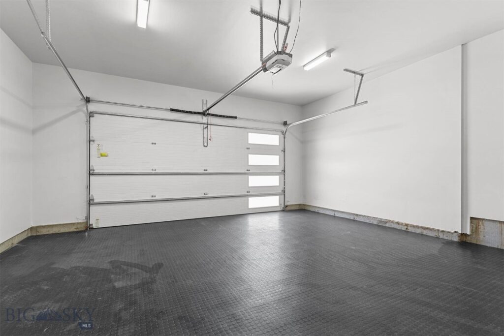 2040 Lance Drive #3