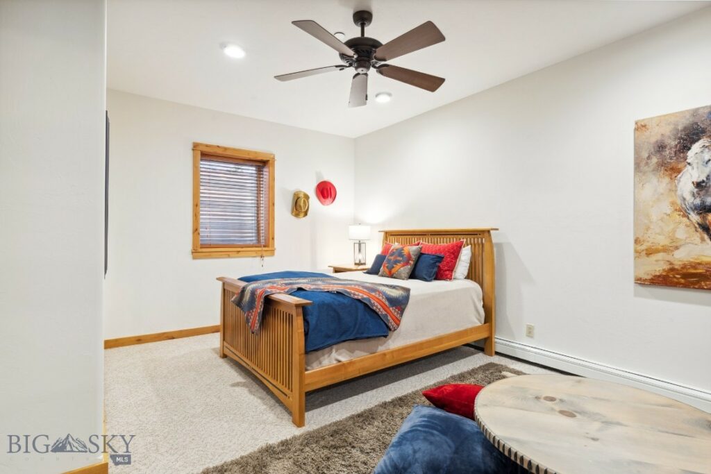 Big Sky MT 59716 - 24